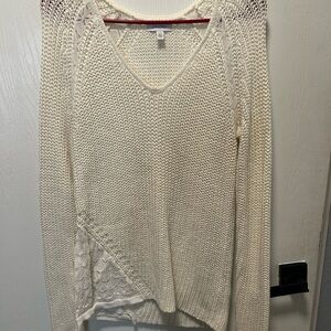 Calvin Klein Women's Cream V-Neck Sweater